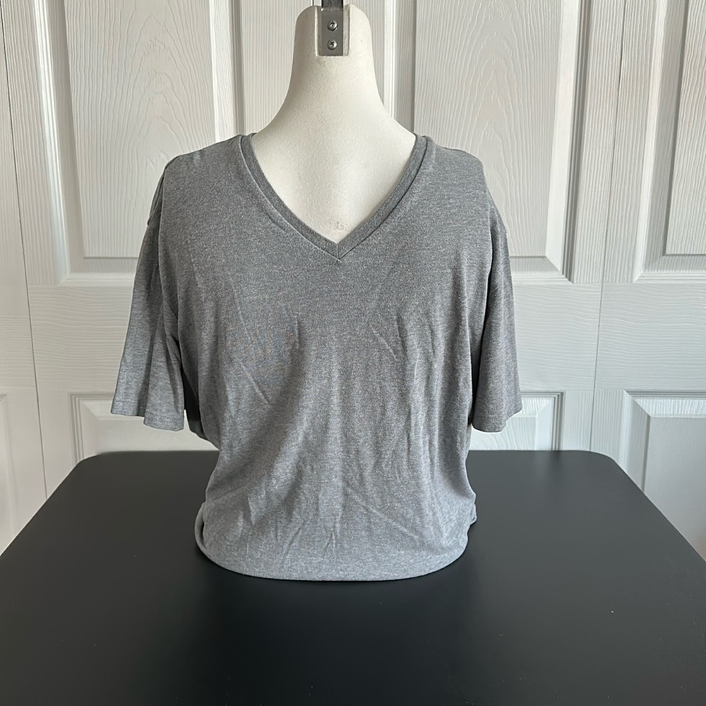 Goodfellow & Co Lyndale V-Neck Tee